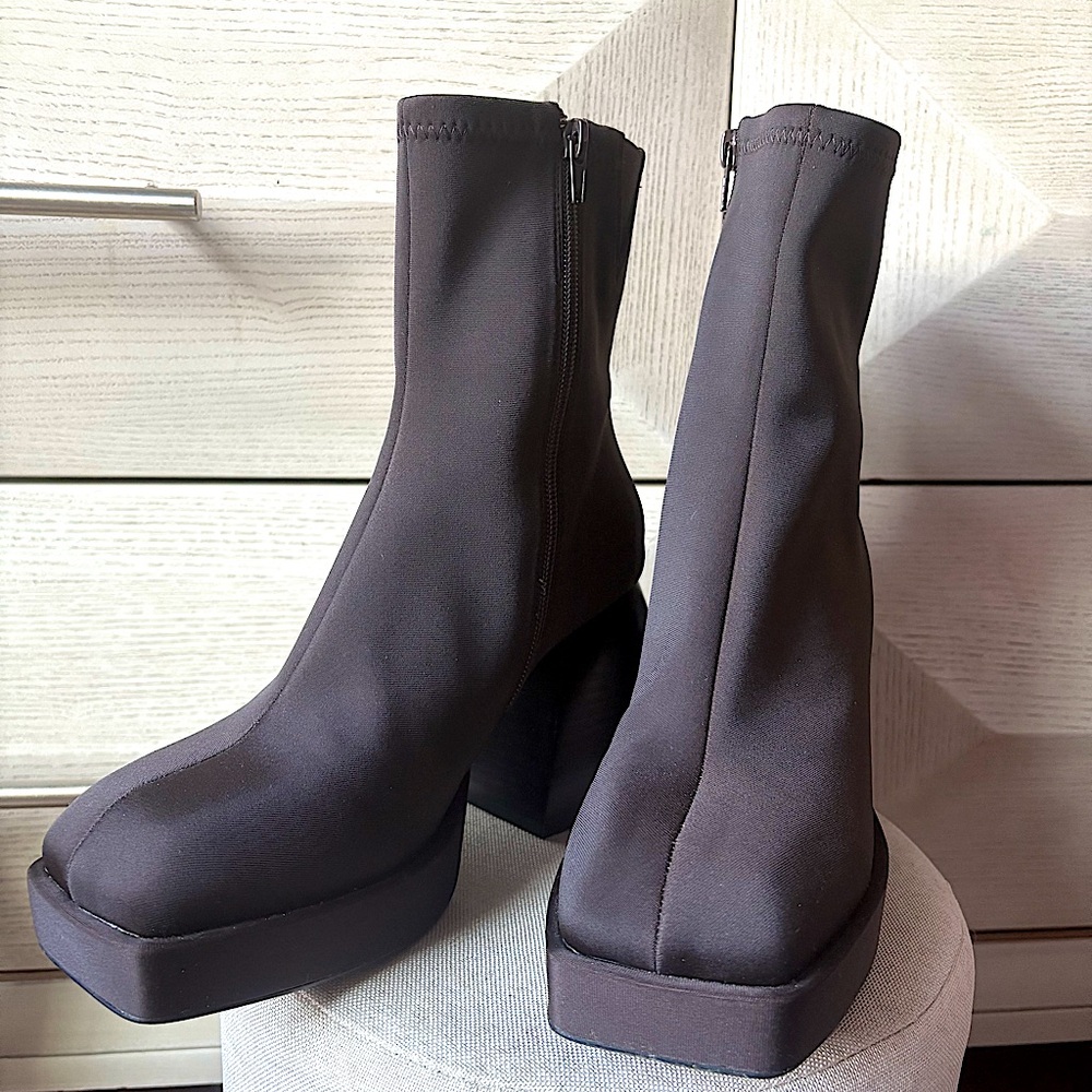 jeffrey campbell dauphin boot in dark brown neoprene